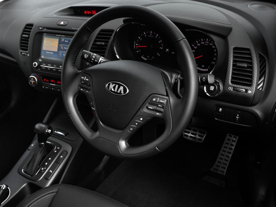  Kia Cerato Hatchback 2013 года  (AU) (фото 4 из 23)